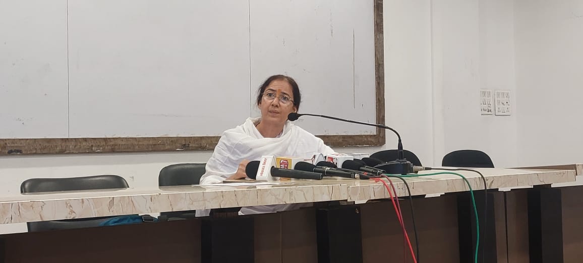 शिक्षण मंच की अध्यक्षा डॉ. कल्पना पांडे पर गंभीर आरोप, डॉ. सोनू जेसवानी ने की कड़ी कार्रवाई की मांग