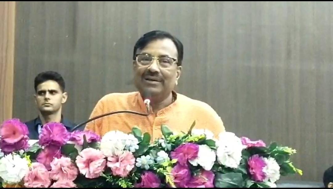 पत्रकारिता में बदलाव जरूरी: मुनगंटीवार