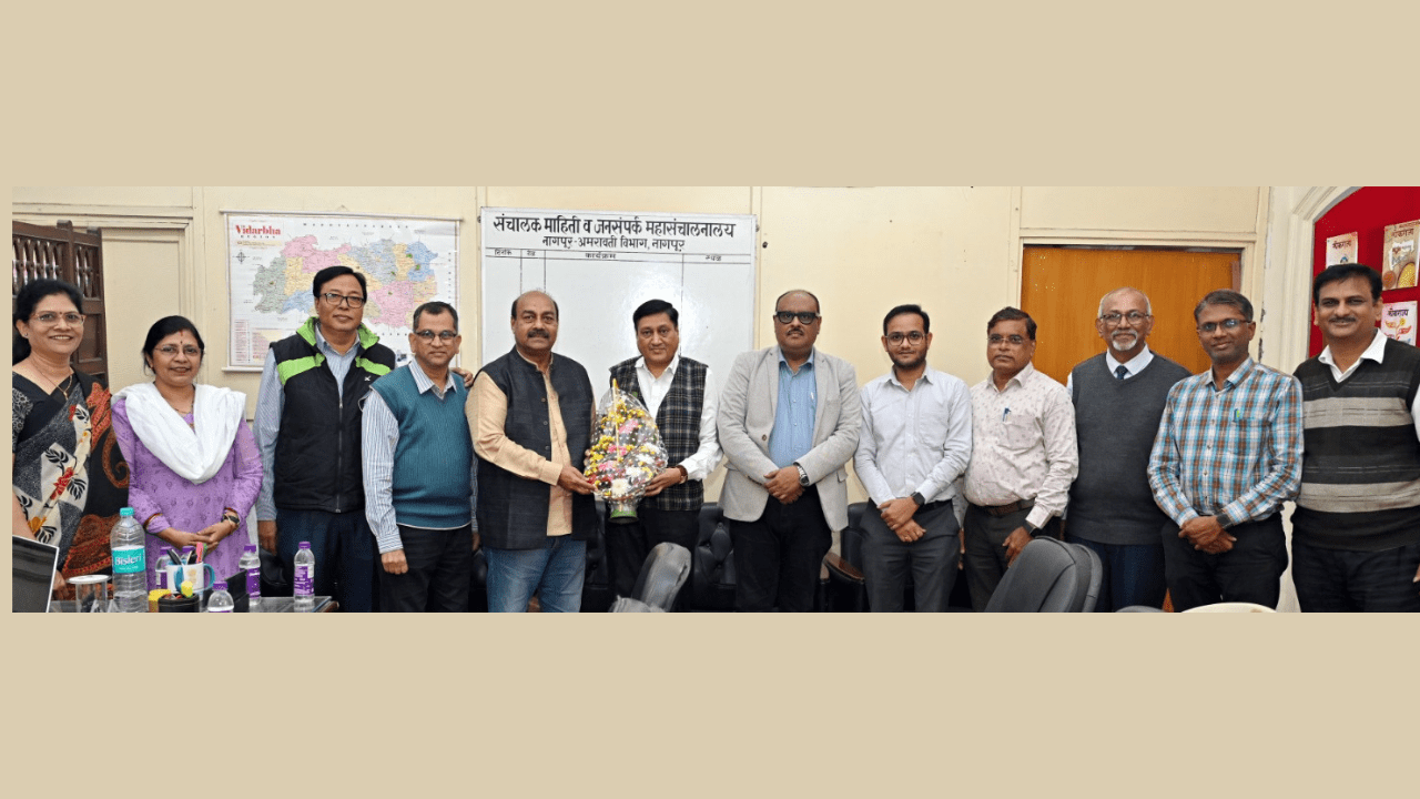 केंद्र और राज्य सरकार की महत्वाकांक्षी योजनाओं के प्रचार-प्रसार के लिए सामूहिक प्रयास करें: डॉ. गणेश मुळे