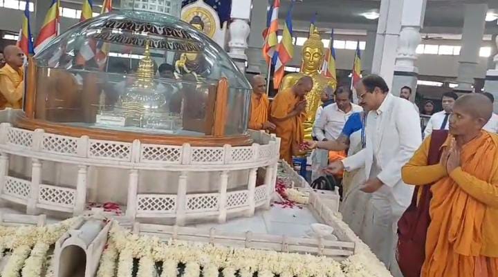 महापरिनिर्वाण दिवस पर भारतरत्न डॉ. बाबासाहब आंबेडकर को श्रद्धांजलि अर्पित