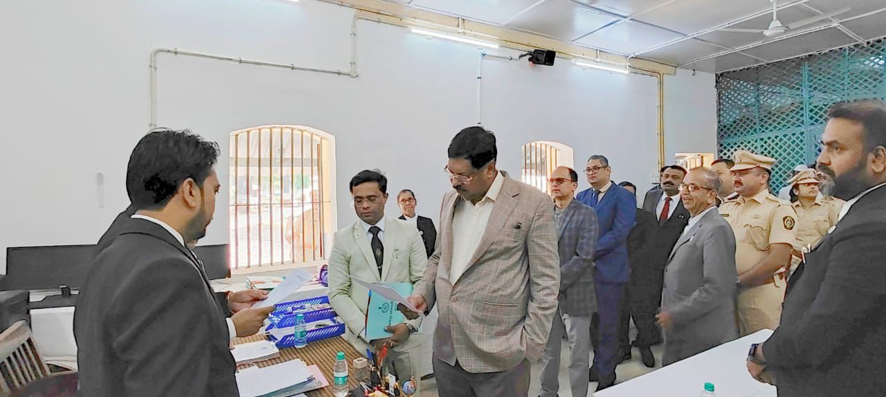 न्यायमूर्ति भूषण गवई ने नागपुर सेंट्रल जेल का  किया दौरा, कैदियों की सुविधाओं का लिया जायजा