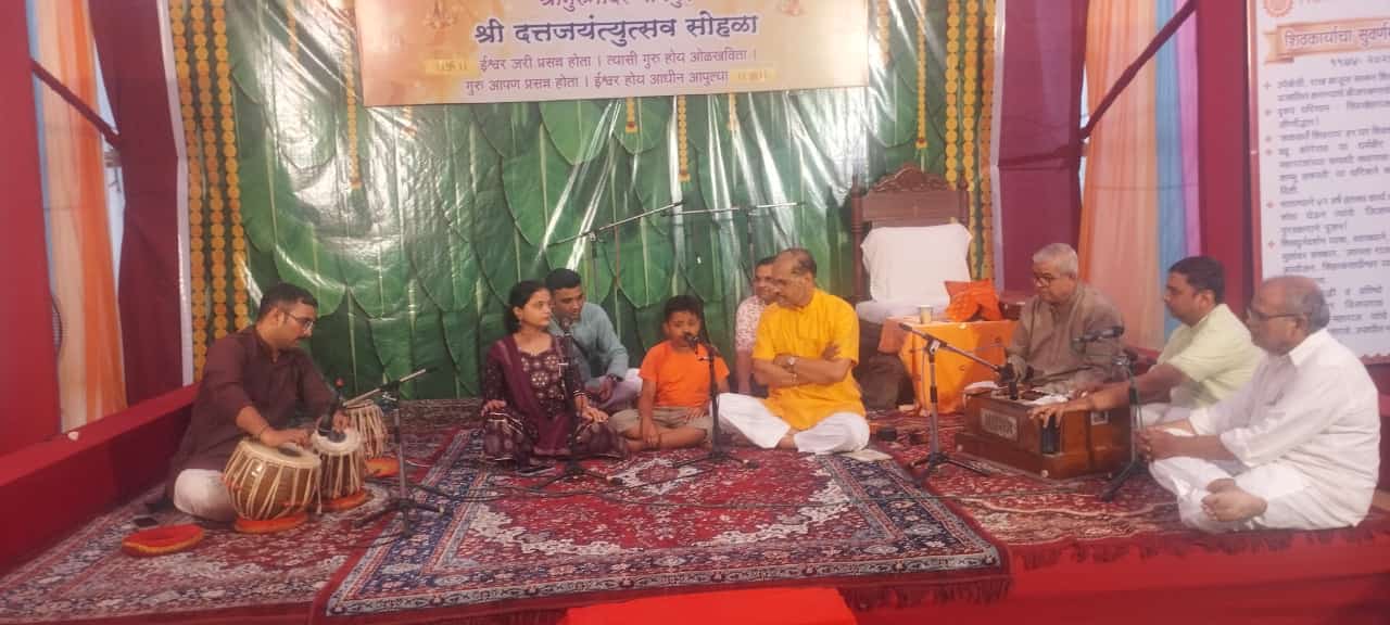 बाल उपासक अमोघ देशपांडे की भैरवी प्रस्तुति ने मोहा मन
