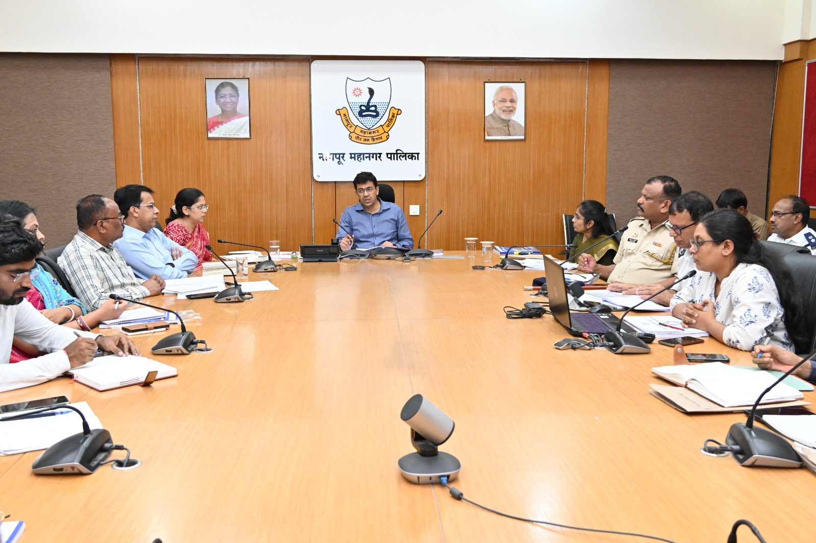मानसून पूर्व काम युद्धस्तर पर करें पूरा, मनपा आयुक्त चौधरी ने समीक्षा करते सभी विभागों को दिया निर्देष