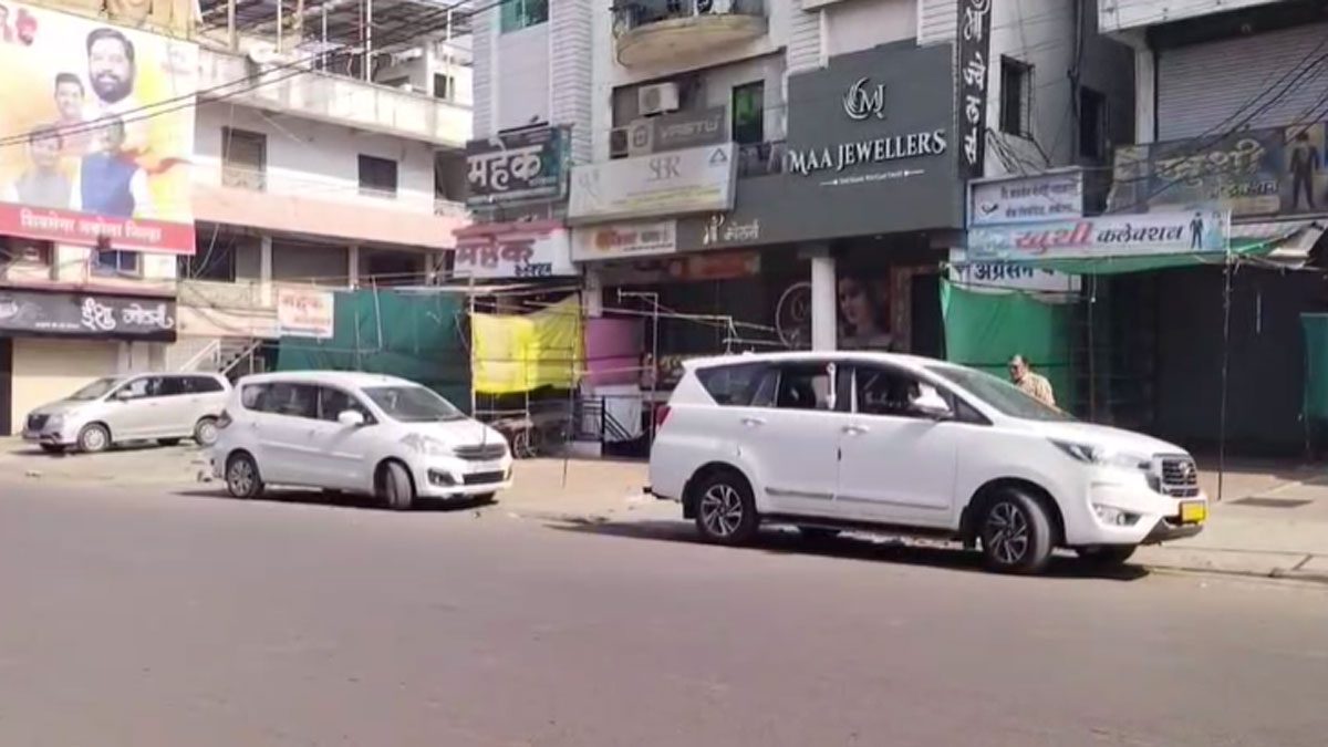 आयकर विभाग के छापों से सर्राफा बाजार में हड़कंप